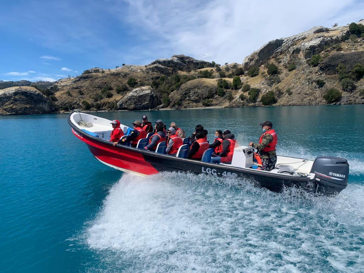 Adventure Travel B&B Puerto Tranquilo Kültér fotó